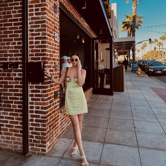 MEET THE POSHER😚🫶🏼 - Picture 3 of 4